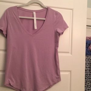 Lululemon tee